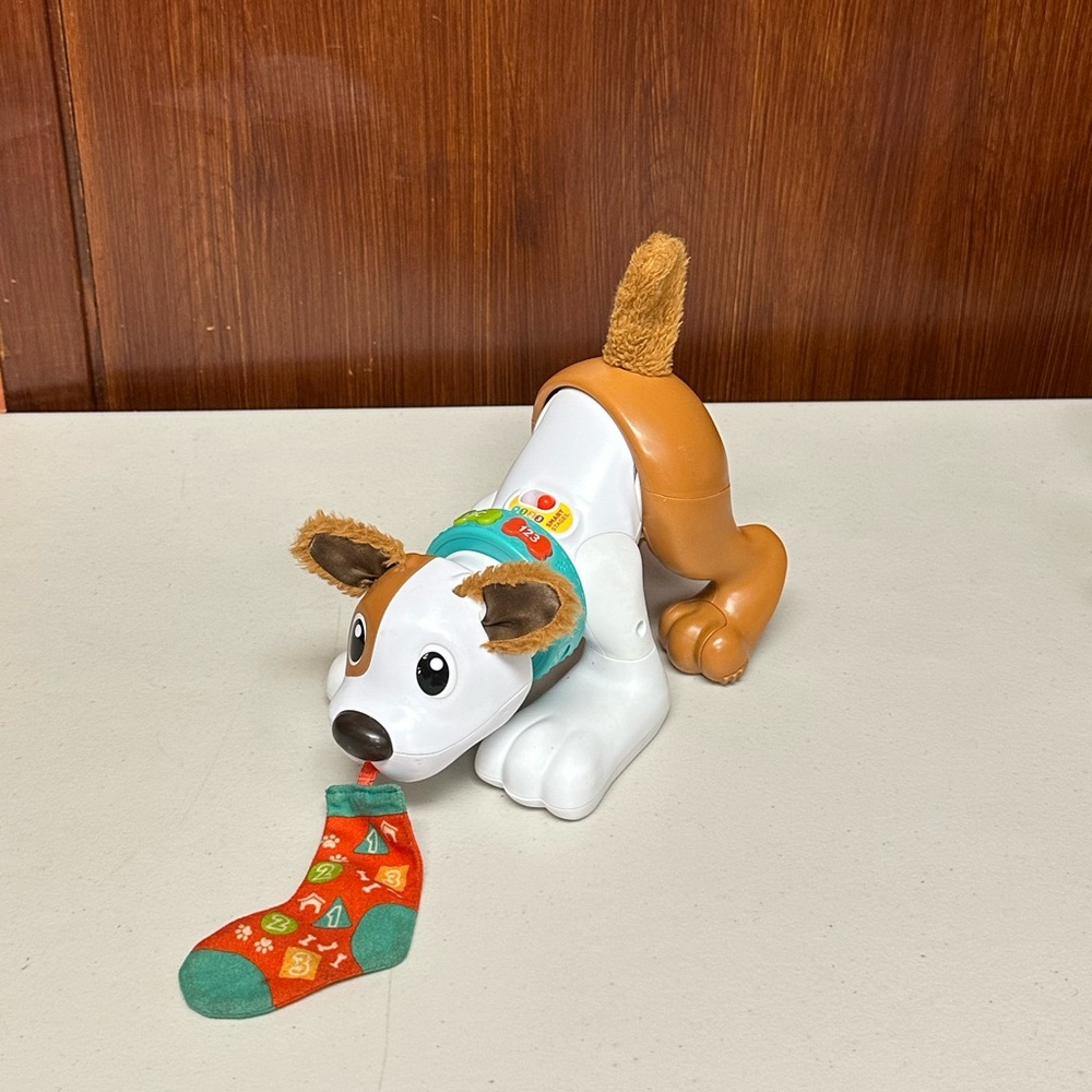 Fisher-Price 1-2-3 Crawl with Me Puppy learning and wiggles toy